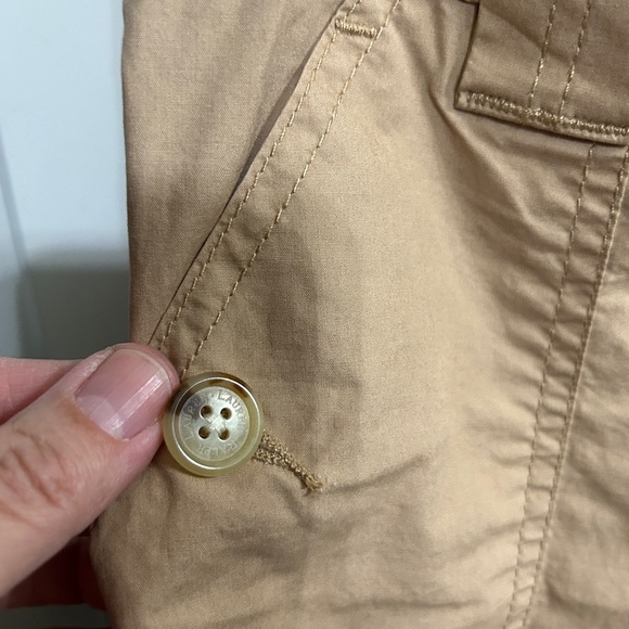 EUC Lauren Ralph Lauren size 6 Tan Cropped Pants. Love the pockets and buttons. - Picture 3 of 11